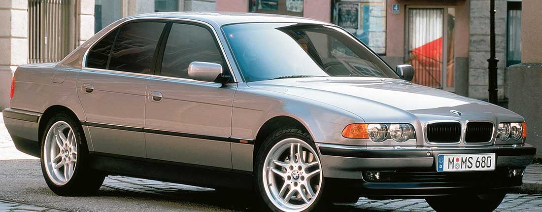 Фото bmw 740